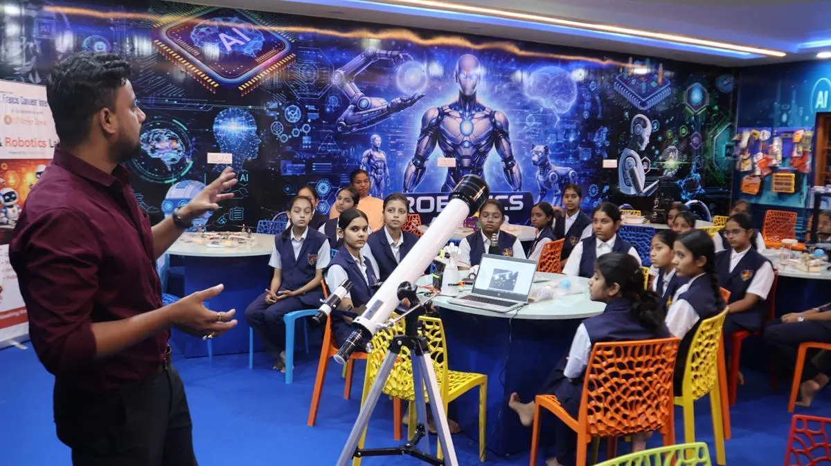 Robotics and AI Lab Setup in India School by D'robozone